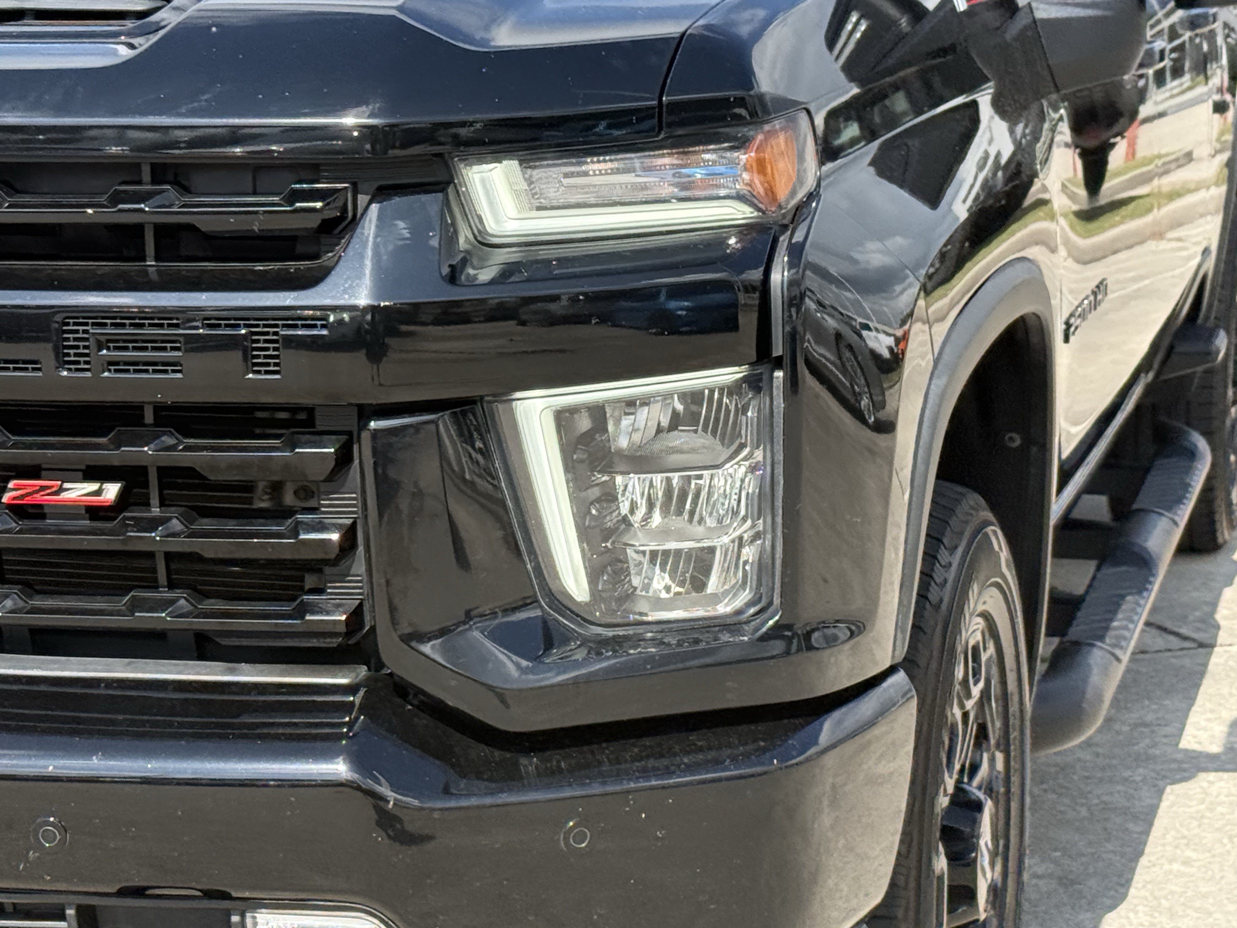 Used 2022 Chevrolet Silverado 2500 LT w/ Midnight Edition AWD/4WD image 11
