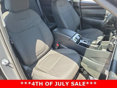 Used 2026 Hyundai Tucson SE FWD image 21