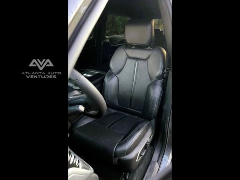 Used 2024 Jeep Wagoneer L Series II w/ Flexible Seating Group image 30