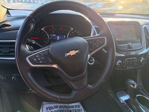 Used 2019 Chevrolet Equinox LT w/ Driver Convenience Package image 22