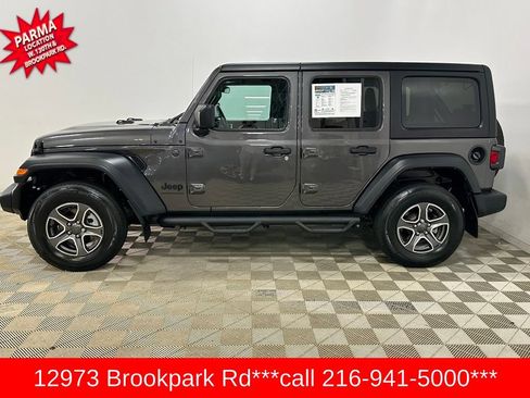Used 2023 Jeep Wrangler Unlimited Sport AWD/4WD image 6