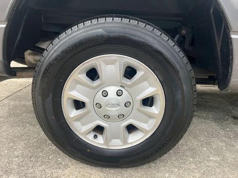 Used 2012 Ford F150 STX w/ Communications Pkg RWD image 9