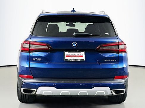 Used 2023 BMW X5 xDrive45e image 3