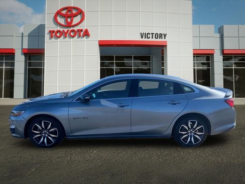 Used 2025 Chevrolet Malibu RS image 6