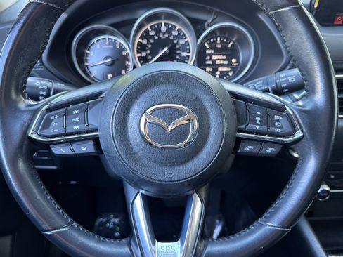 Used 2020 MAZDA CX-5 Touring FWD image 11