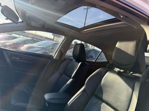 Used 2015 Toyota Corolla LE Premium image 16