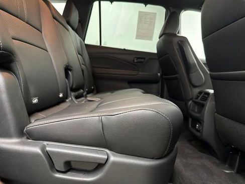 Used 2023 Honda Passport TrailSport image 24