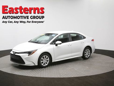 Used 2024 Toyota Corolla LE image 55