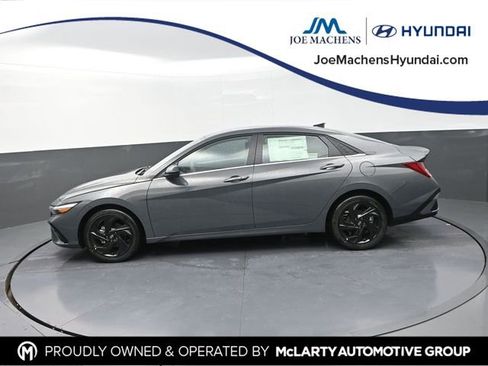New 2026 Hyundai Elantra SEL Sport Premium FWD image 1