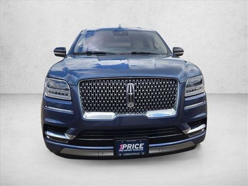 Used 2019 Lincoln Navigator Reserve w/ Cargo Package AWD/4WD image 2