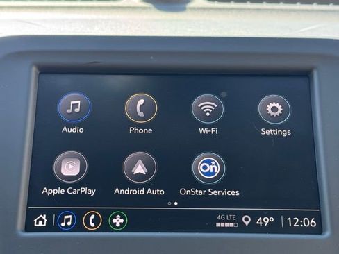 Used 2023 Chevrolet Equinox LT image 3