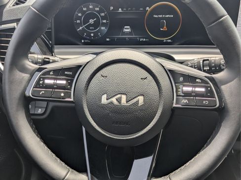 Certified 2024 Kia Seltos S FWD image 16