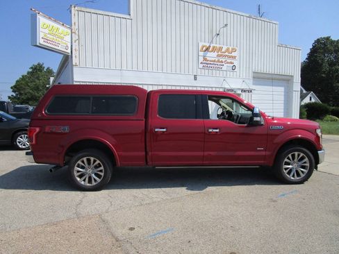 Used 2017 Ford F150 Lariat w/ Equipment Group 502A Luxury AWD/4WD image 6