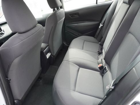 Used 2024 Toyota Corolla LE image 12