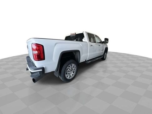 Certified 2019 GMC Sierra 2500 Denali image 8