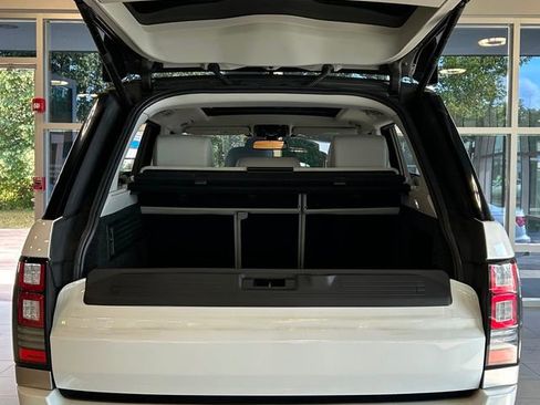 Used 2016 Land Rover Range Rover Long Wheelbase Supercharged image 41