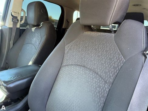 Used 2013 GMC Acadia SLE image 8