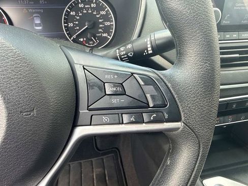 Used 2022 Nissan Altima 2.5 SV image 31