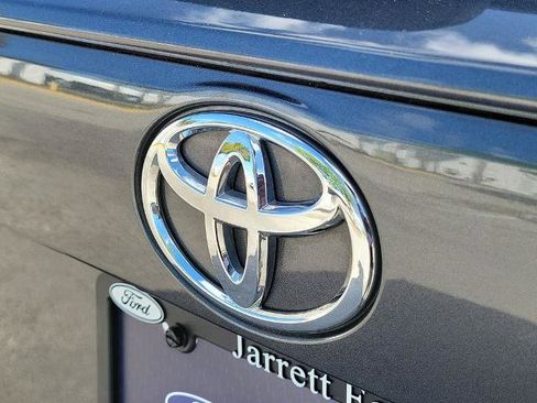 Used 2023 Toyota RAV4 XLE w/ Convenience Package image 10