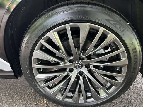 Used 2023 Lexus RZ 450e Premium w/ Accessory Package (2T) AWD/4WD image 7