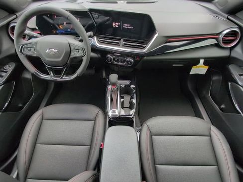 New 2026 Chevrolet Trax RS w/ Driver Confidence Package FWD image 5