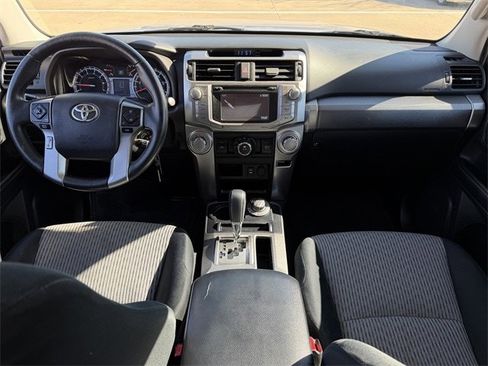 Used 2014 Toyota 4Runner SR5 image 10
