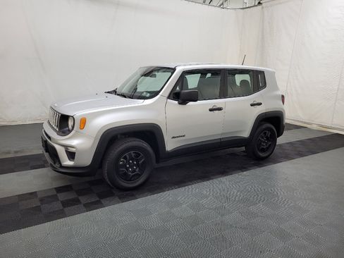 Used 2021 Jeep Renegade Sport AWD/4WD image 2