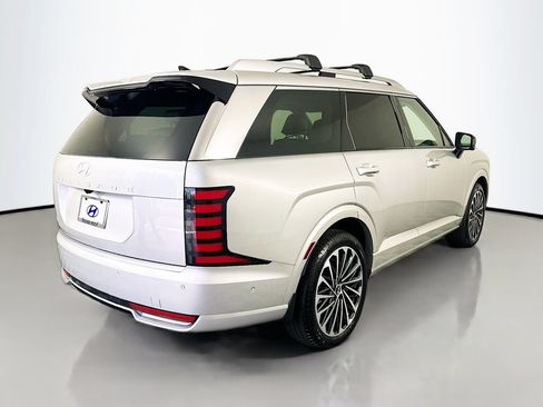 New 2026 Hyundai Palisade Calligraphy FWD image 5