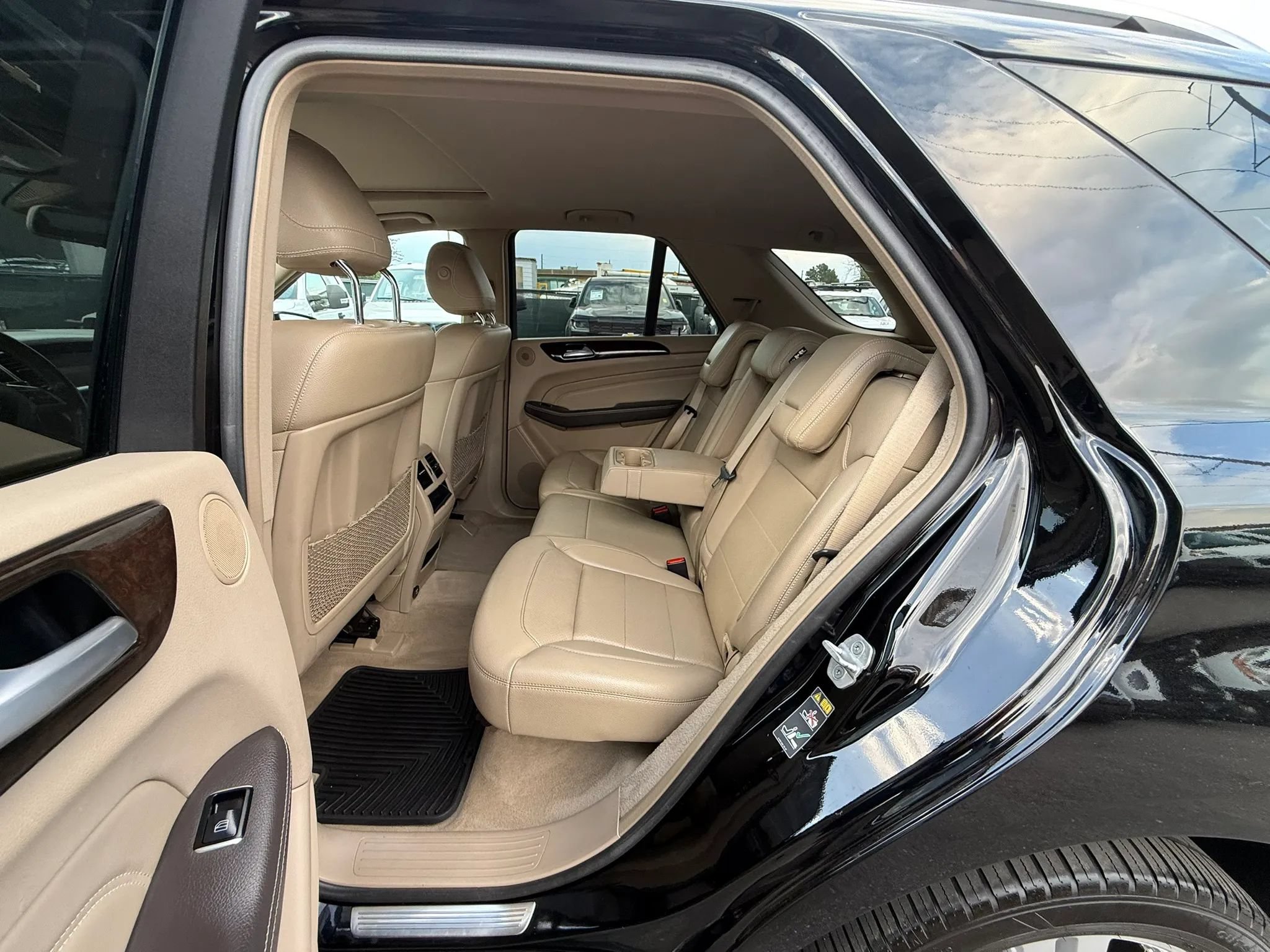 Used 2014 Mercedes-Benz ML 350 4MATIC image 23