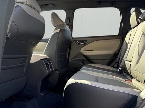 New 2025 Subaru Forester Limited image 15