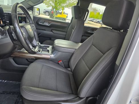 Used 2024 Chevrolet Silverado 1500 LT AWD/4WD image 22