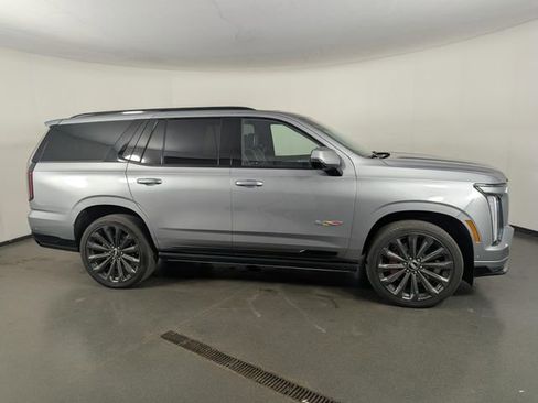 Used 2025 Cadillac Escalade V w/ LPO, Floor Liner Package image 8