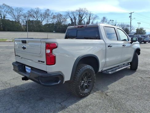 New 2026 Chevrolet Silverado 1500 ZR2 w/ Dark Appearance Package image 4