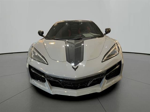 Used 2024 Chevrolet Corvette Z06 RWD image 10