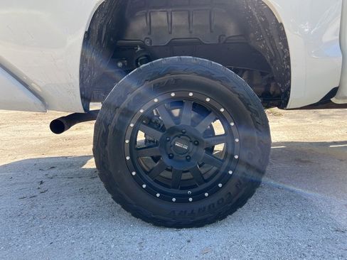 Used 2020 Toyota Tundra SR5 w/ SR5 Upgrade Package image 20