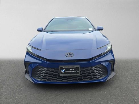 Used 2025 Toyota Camry SE w/ Multimedia Upgrade Package FWD image 8