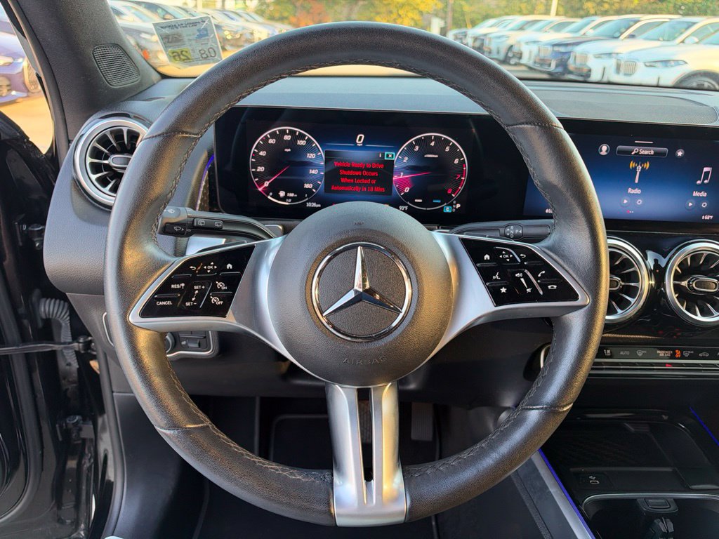 Used 2025 Mercedes-Benz GLB 250 image 16