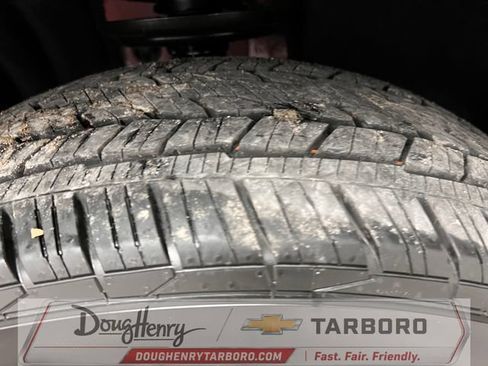 New 2026 Chevrolet Traverse RS w/ LPO, Floor Liner Package FWD image 19
