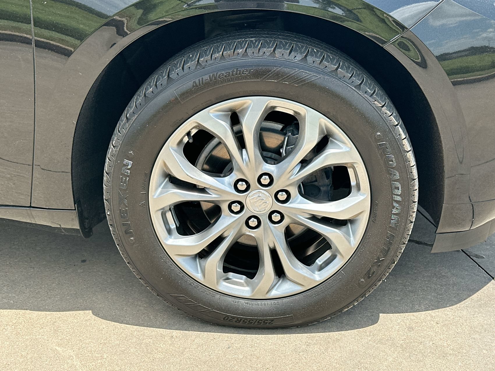 Used 2021 Buick Enclave Avenir w/ Avenir Technology Package FWD image 10