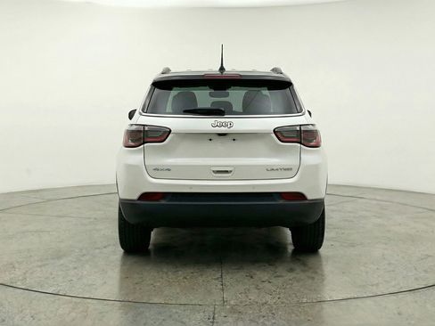 Used 2025 Jeep Compass Limited image 7