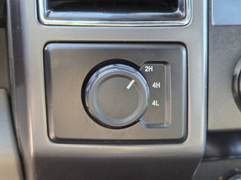 Used 2019 Ford F150 XLT image 22