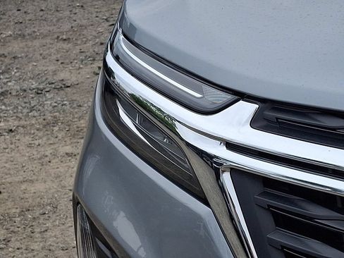 Used 2024 Chevrolet Equinox LT FWD image 35