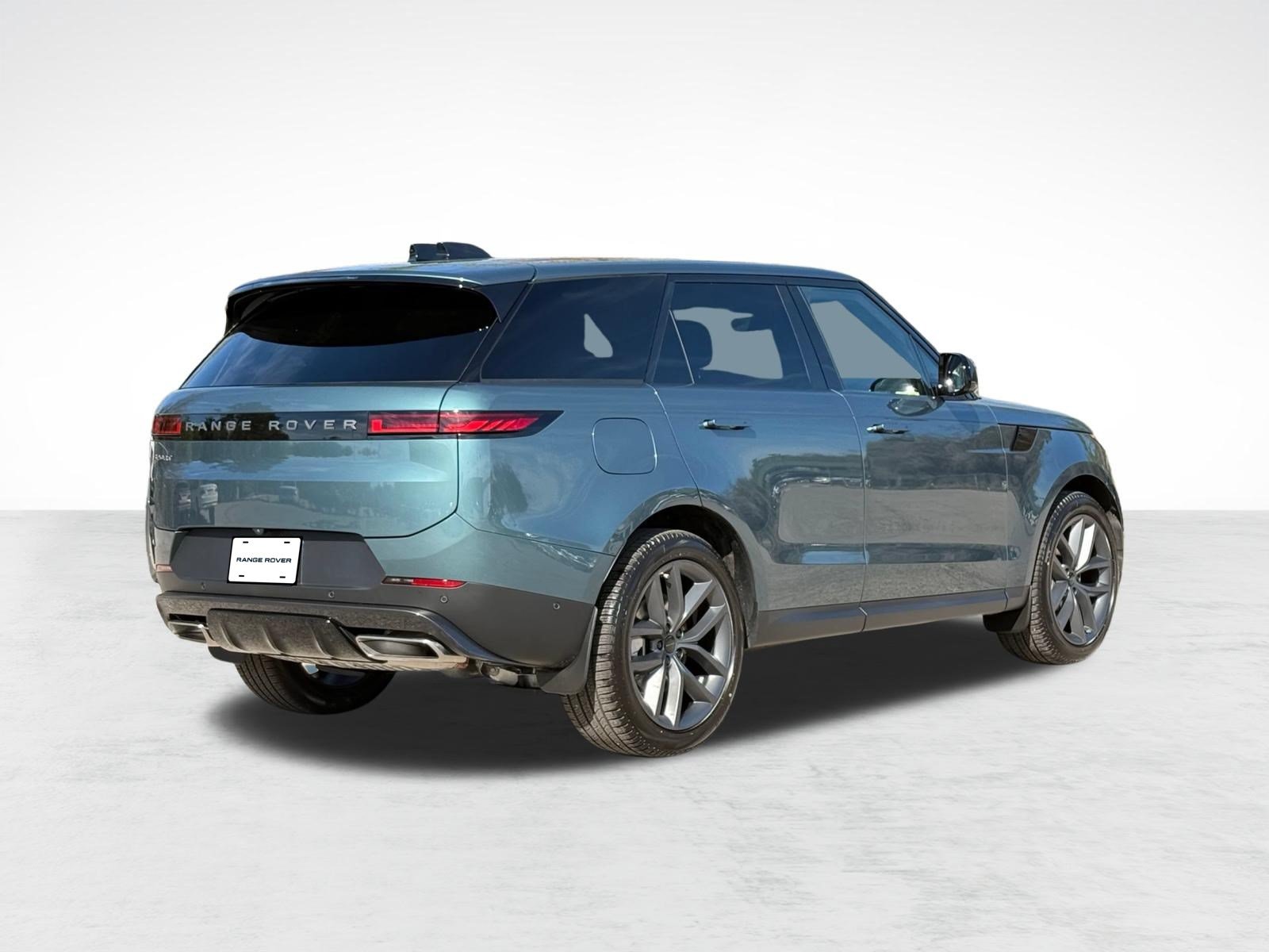 New 2026 Land Rover Range Rover Sport SE AWD/4WD image 9