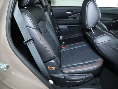 Certified 2024 Nissan Pathfinder Platinum w/ Cargo Package image 36