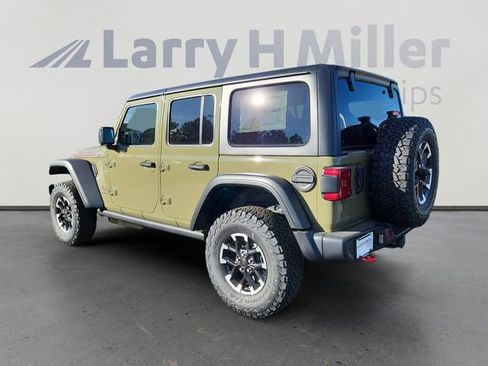 New 2026 Jeep Wrangler Unlimited Rubicon w/ Technology Group image 3