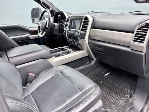 Used 2017 Ford F350 Lariat w/ Lariat Ultimate Package AWD/4WD image 9