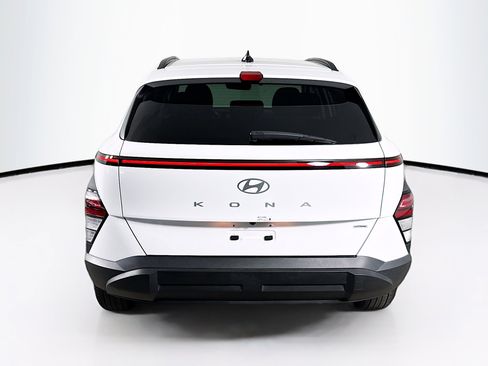 Used 2024 Hyundai Kona SEL image 29
