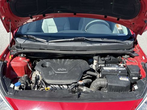 Used 2016 Hyundai Accent SE w/ Option Group 02 FWD image 25