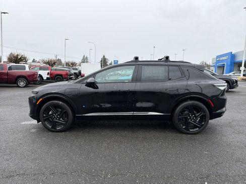 New 2026 Chevrolet Equinox EV RS image 2