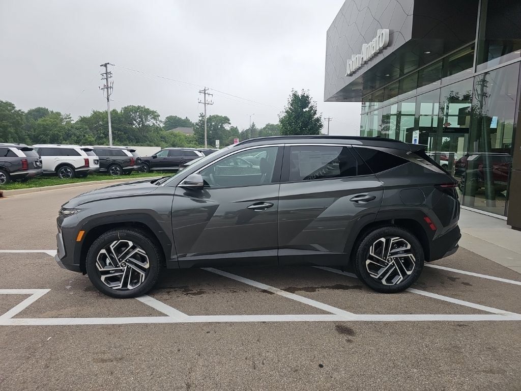 New 2026 Hyundai Tucson Limited AWD/4WD image 2